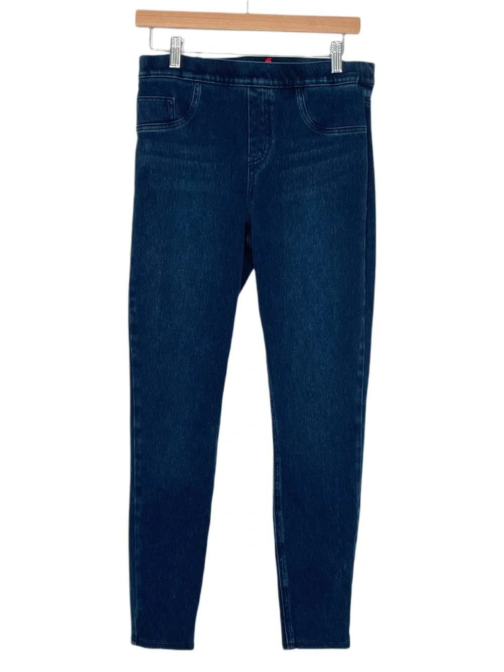 Spanx Everyware Dark Wash Pull on Jeans Size Medium Skinny Jeans Leggins